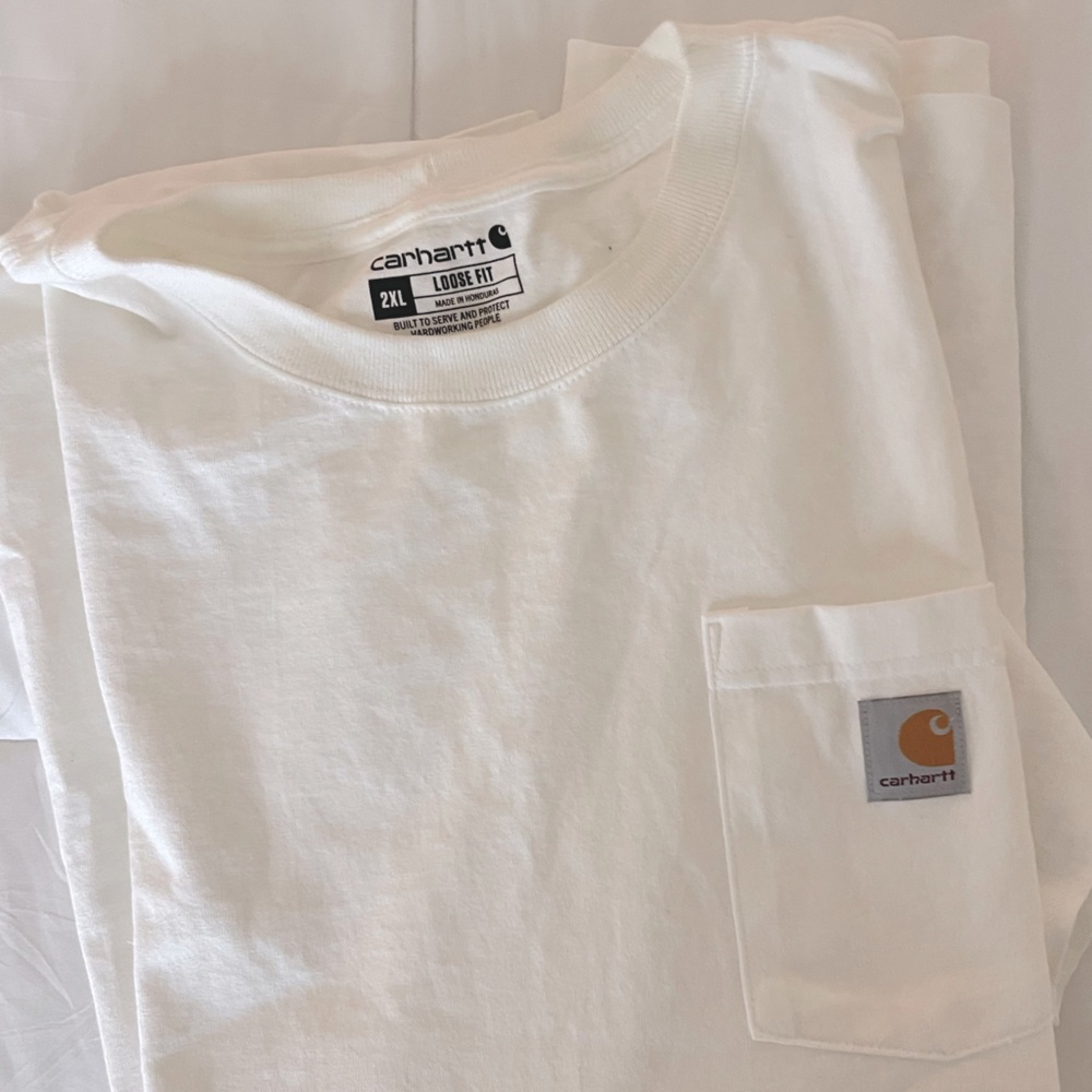 Men’s White Carhartt Tshirt 2XL NWOT Never worn!